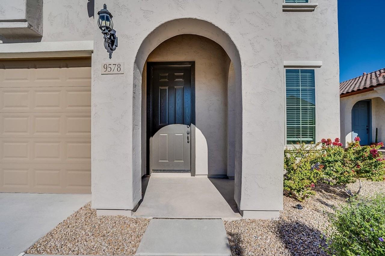9578 W Whispering Wind Dr - Photo 2 of 38