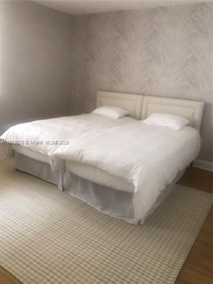 10185 10185 Collins Ave appt 1016 - Photo 3 of 7