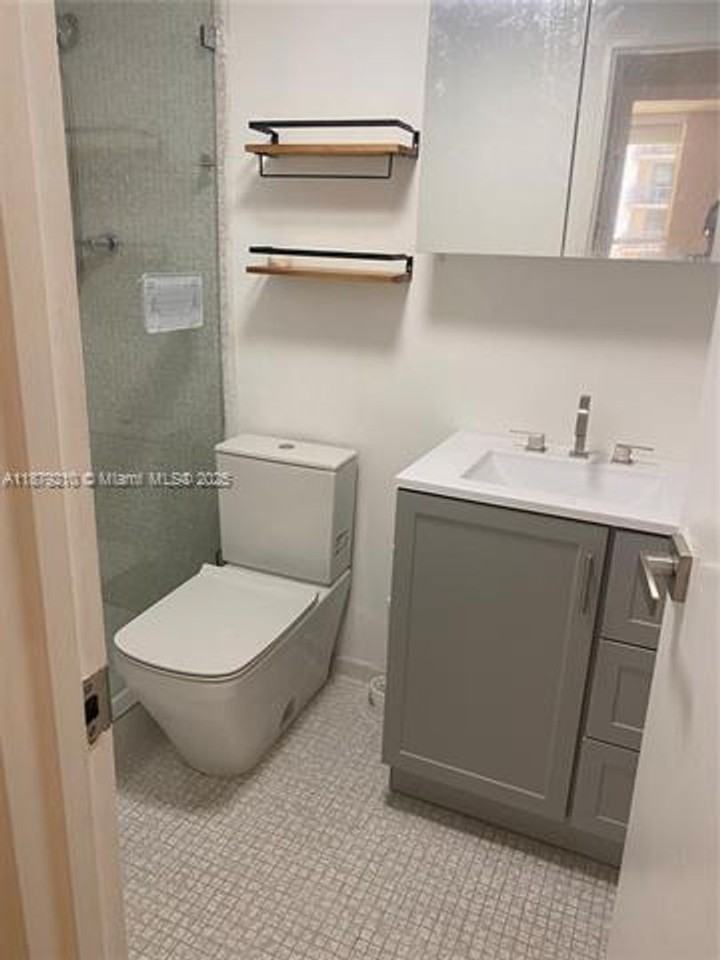 10185 10185 Collins Ave appt 1016 - Photo 6 of 7