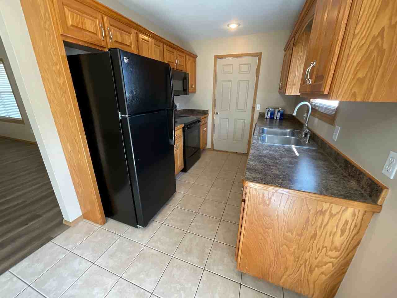 3839 S Jonathan Ave - Photo 4 of 13