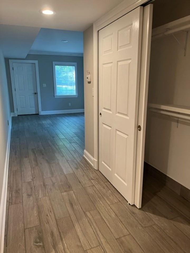63 Cranbury Rd - Photo 3 of 10