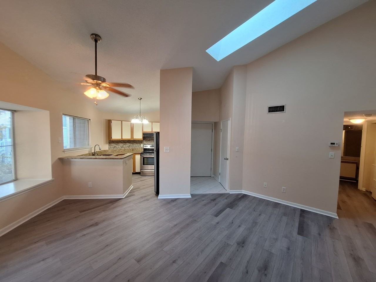 145 Nantucket Pl - Photo 3 of 14