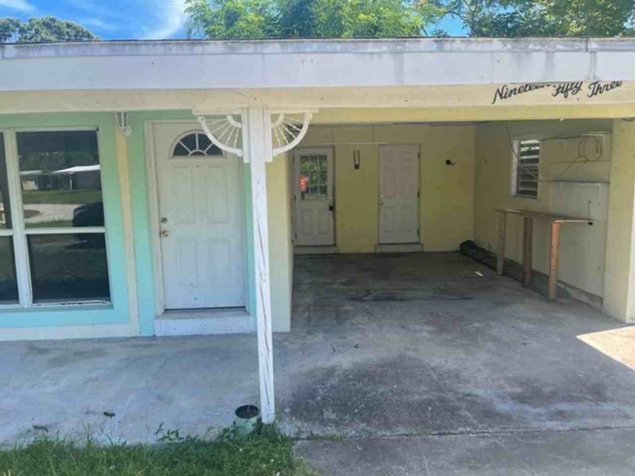 1953 Harrison Avenue - Photo 4 of 32