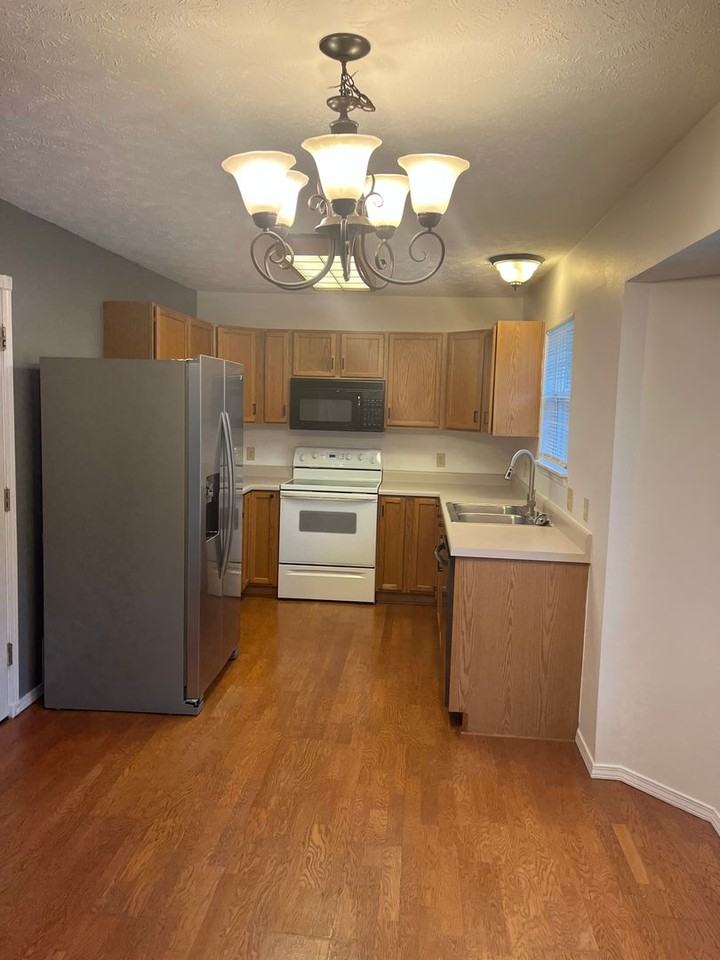 4203 Somerset Dr - Photo 3 of 11