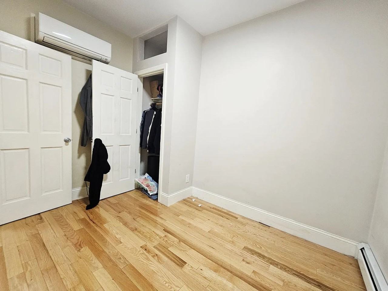 51 Joy St - Photo 4 of 15