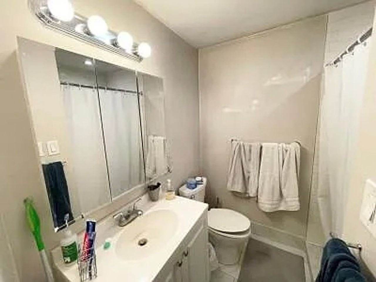 51 Joy St - Photo 7 of 15