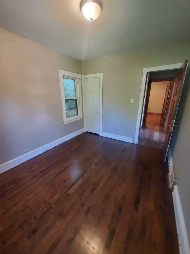 2480 W Keefe Ave - Photo 7 of 14