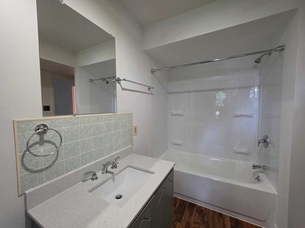 110 East 40th Street - Photo 2 of 8