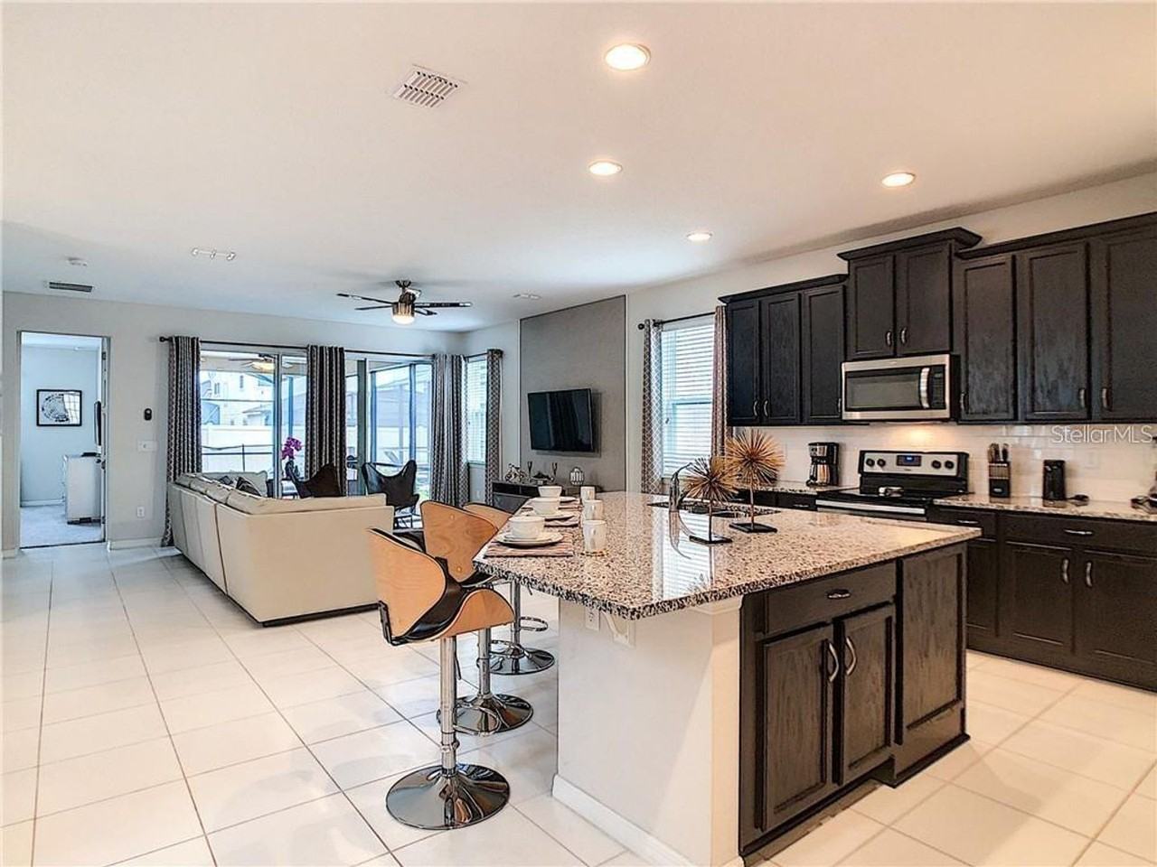 9009 Egret Mills Ter - Photo 2 of 16