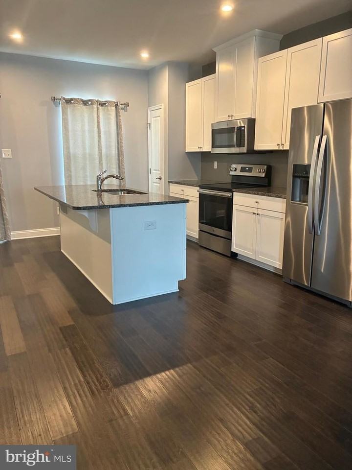 139 Meridian Ln - Photo 6 of 27