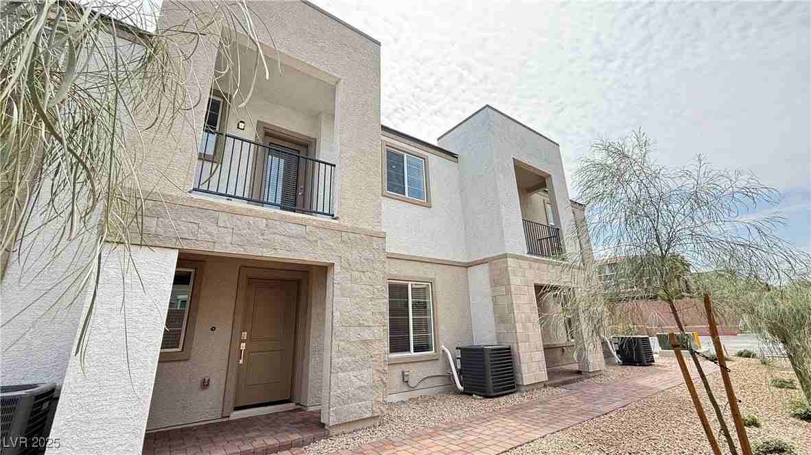 5777 Crenellated Street - Photo 2 of 29