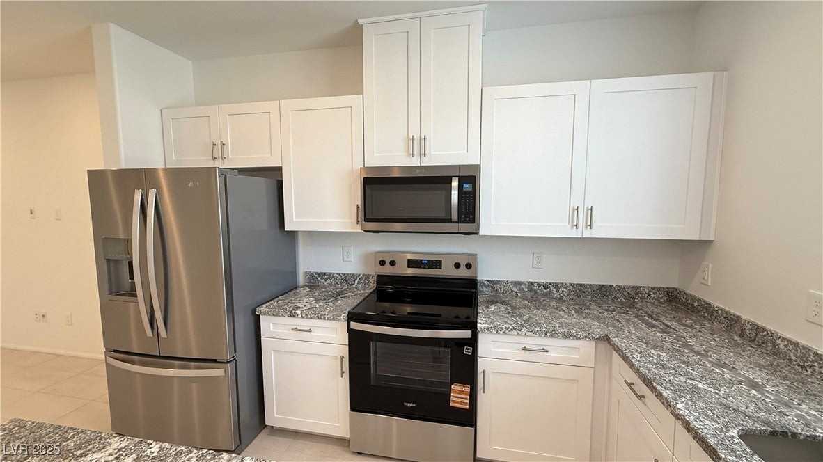 5777 Crenellated Street - Photo 7 of 29