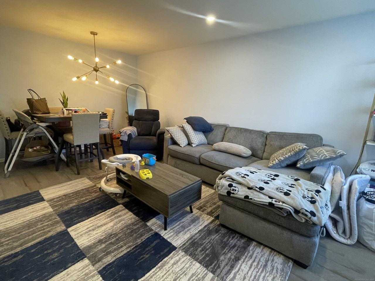 68 Glenrock - Photo 2 of 15