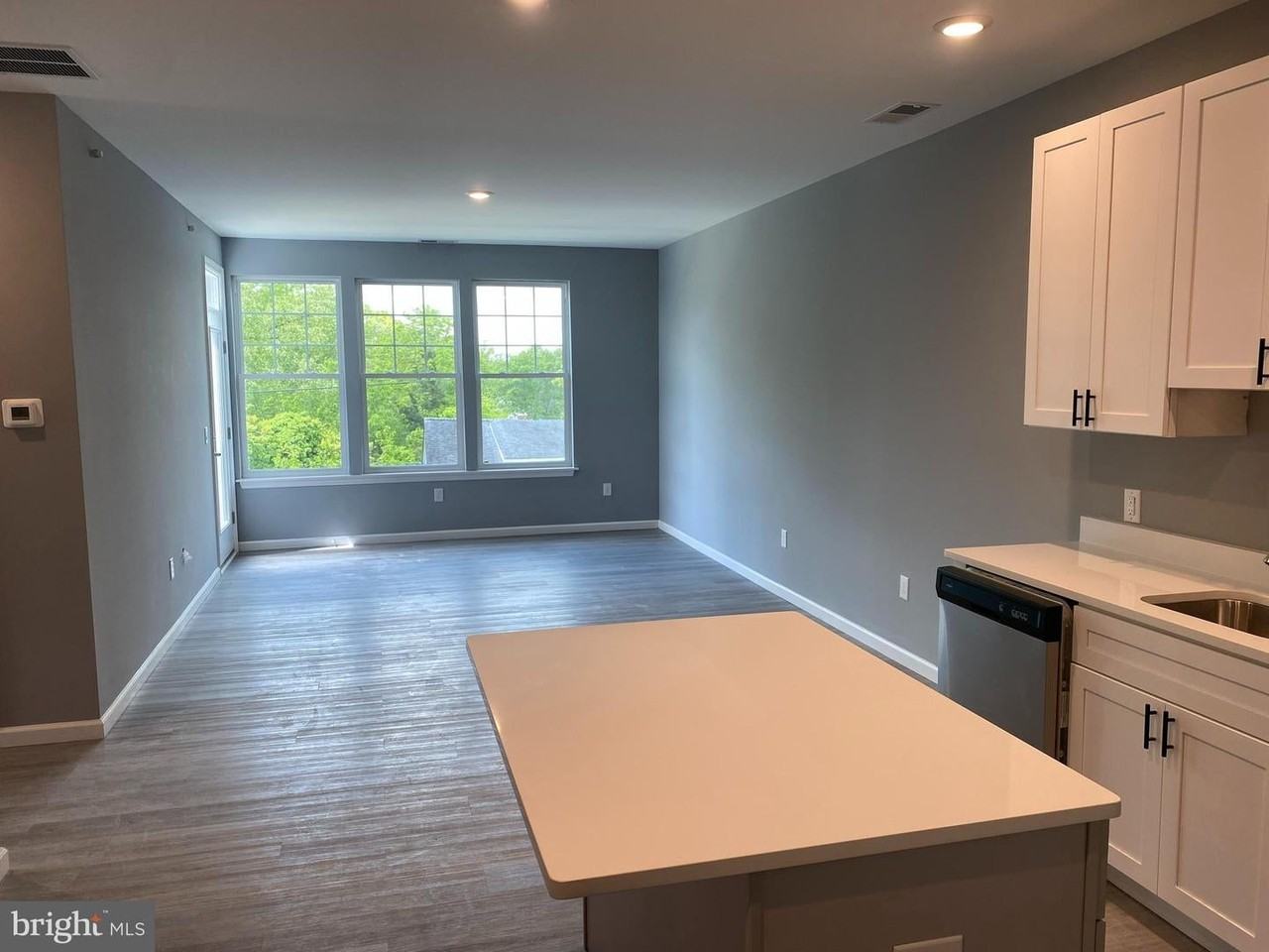 95 White Horse Pike - Photo 4 of 22