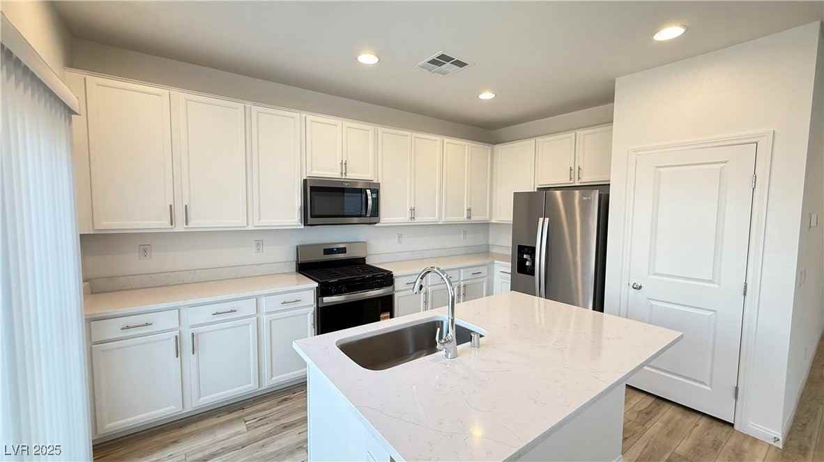 8136 Beebrush Court - Photo 5 of 29