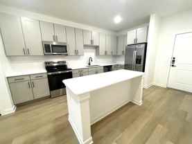 601 Graham Dr - Photo 1 of 1