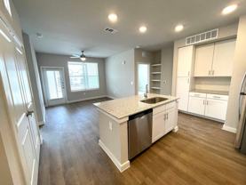 1325 Choate Pkwy - Photo 1 of 1