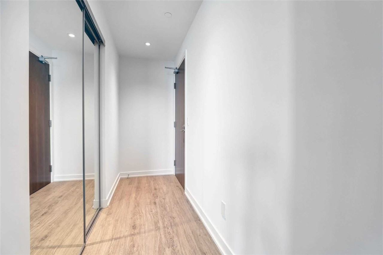 1926 Lake Shore Boulevard West #1808 - Photo 3 of 28