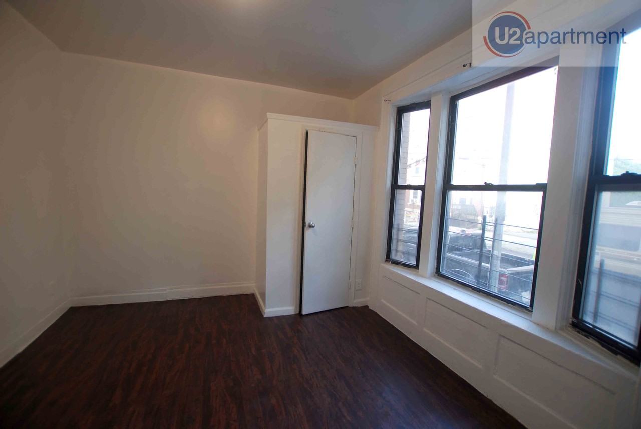 2200 Vyse Avenue #1 - Photo 2 of 18