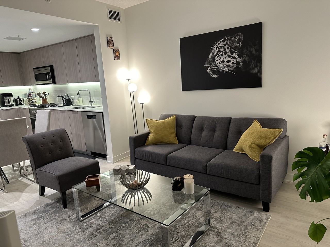 1401 Hunter Street - Photo 3 of 16