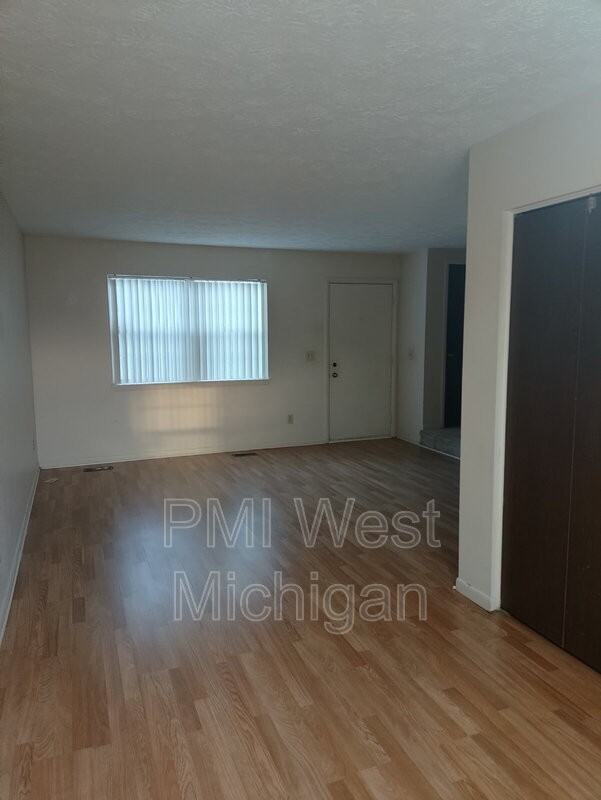 4258 Bond Ave #2 - Photo 2 of 14