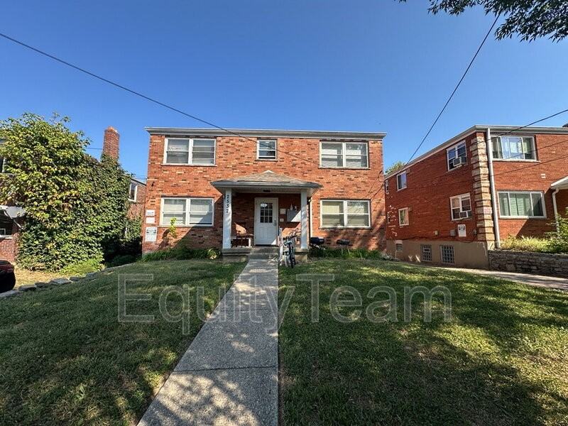 2532 Flanigan Ct #4 - Photo 2 of 8