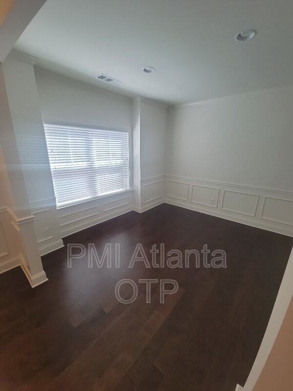 255 Ismal Dr Sw - Photo 3 of 16