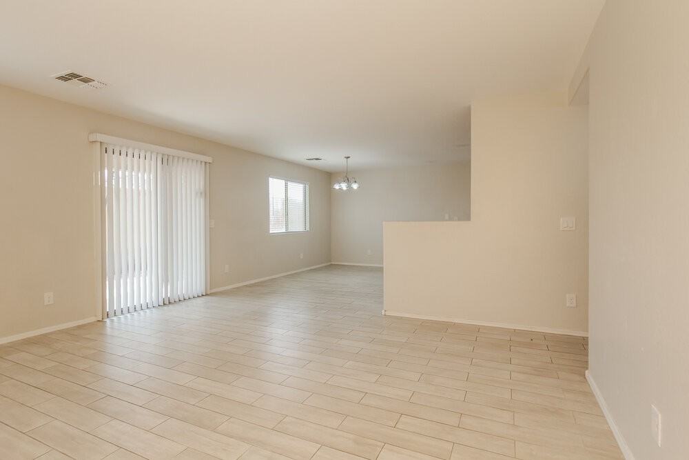 6815 N 129th Dr - Photo 4 of 17