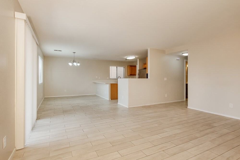 6815 N 129th Dr - Photo 5 of 17