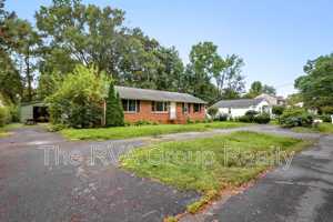 featured image of 204 Liberty Ave