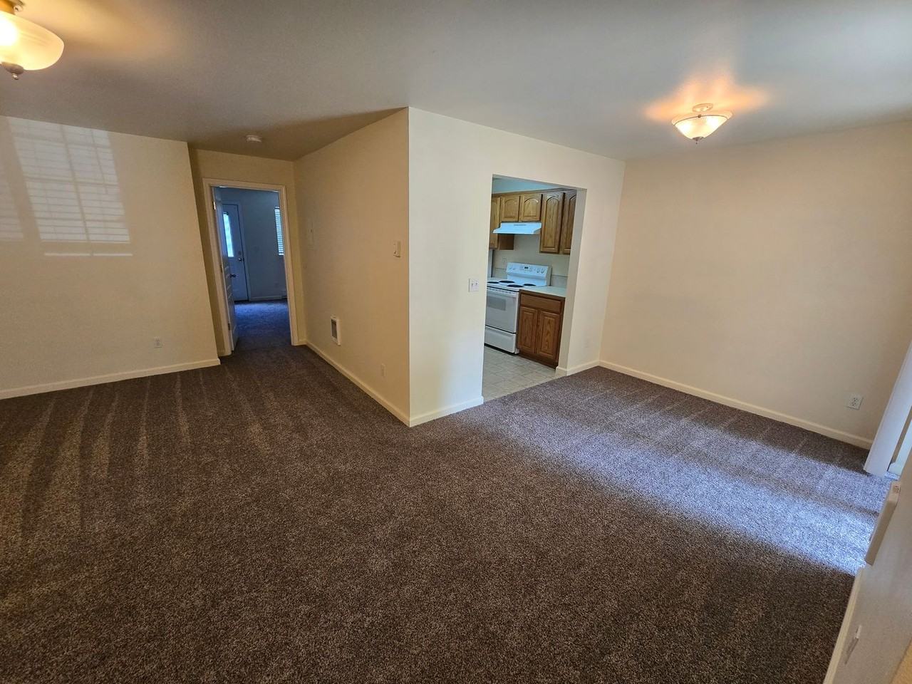 2924 Matt Dr - Photo 7 of 21