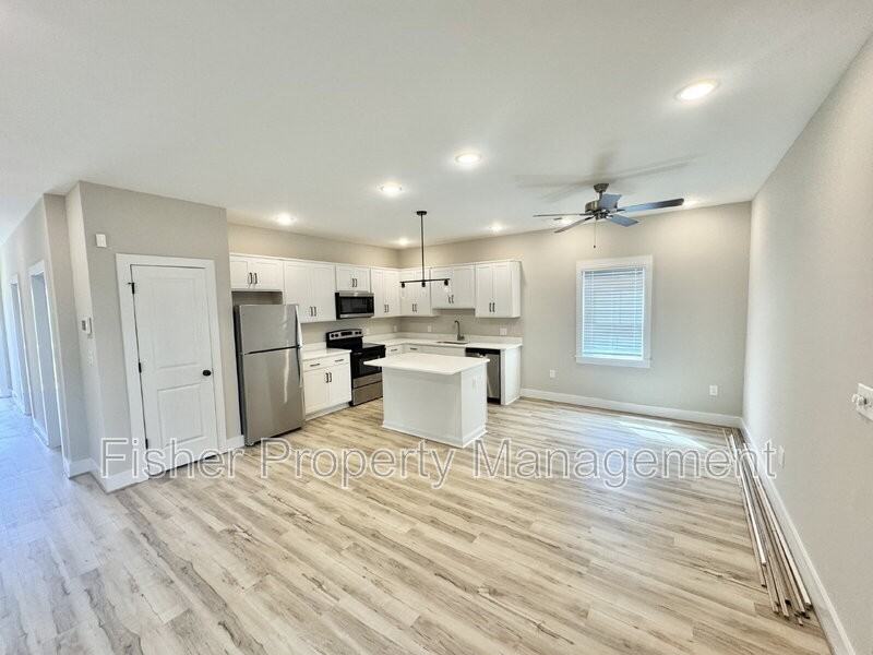 1537 Rogers Street #2 - Photo 4 of 24