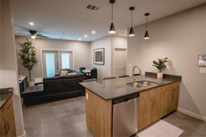 featured image of 615 Dallas Ave