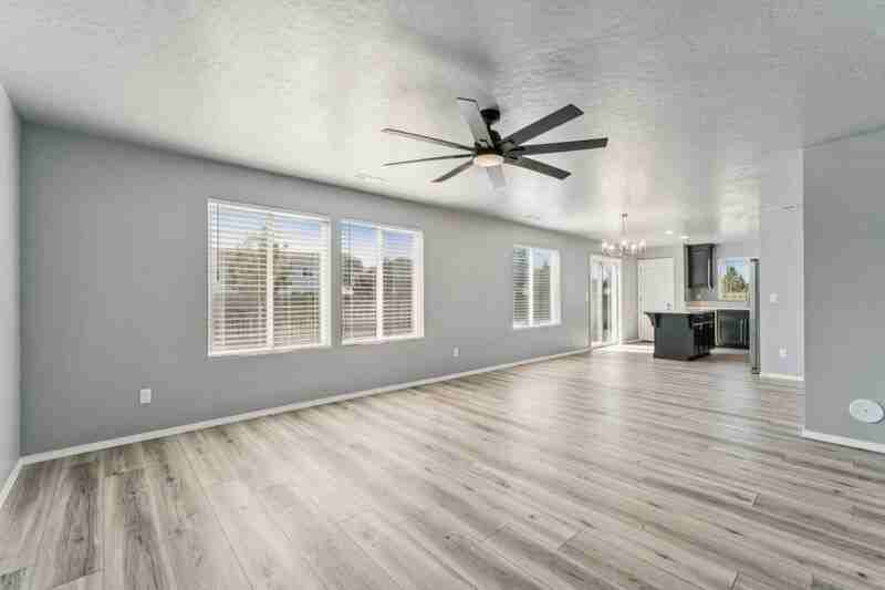 1367 Placerville Ct - Photo 6 of 37