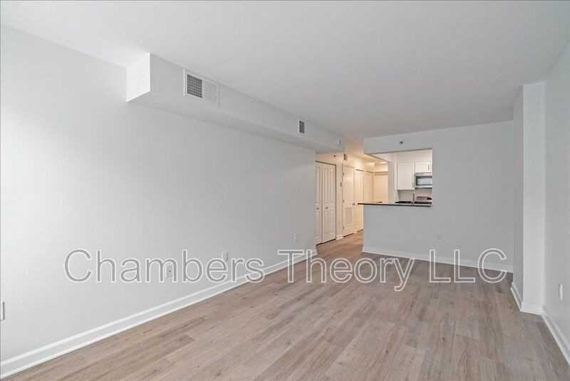 601 Pennsylvania Ave Nw #901 - Photo 7 of 17