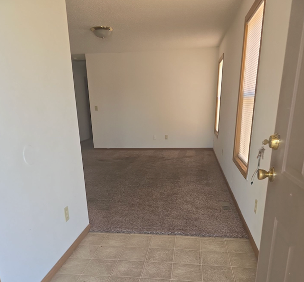 3420 E Covington St - Photo 2 of 14