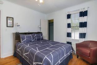 426 Riverland Dr - Photo 1 of 1