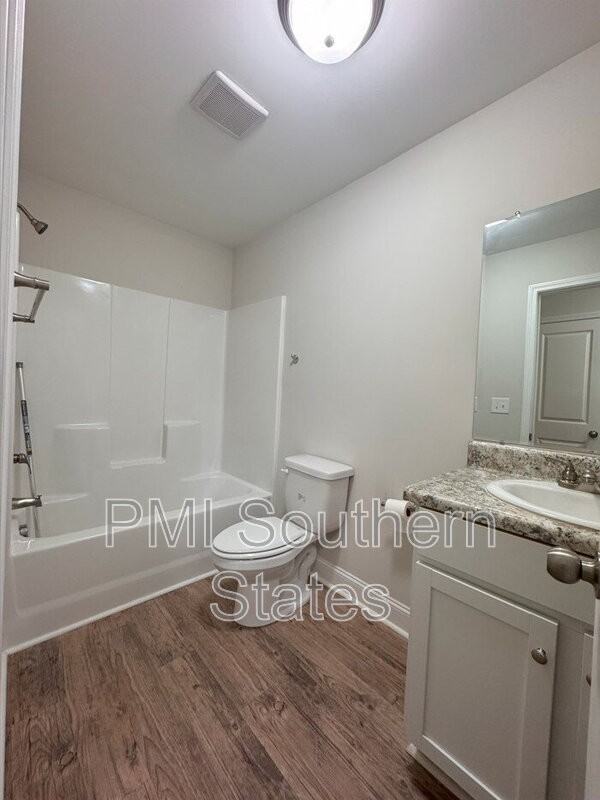 204 Walnut Hill Dr #B - Photo 5 of 9