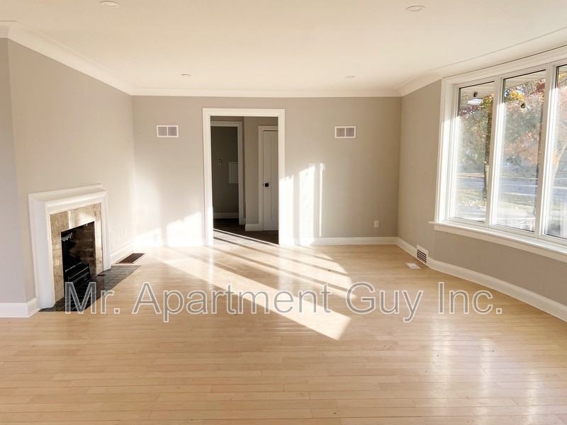 179 East Ave #1 - Photo 7 of 16