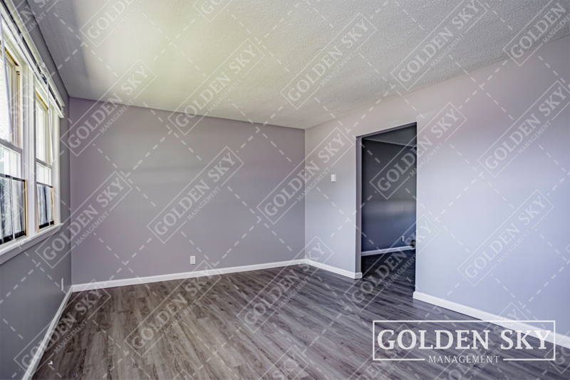 111 S Keystone Cir - Photo 3 of 13