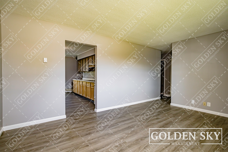 111 S Keystone Cir - Photo 4 of 13