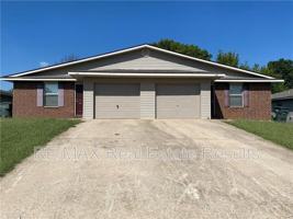 featured image of 3468 W Harvard St