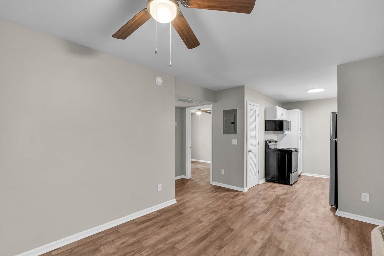 2125 Aberdeen Ave - Photo 6 of 30