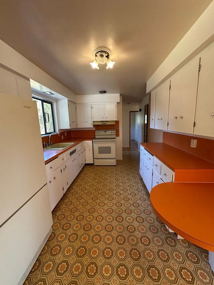 4801 84th Street Southwest - Photo 5 of 16