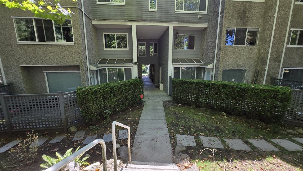 3380 Marquette Crescent - Photo 2 of 22