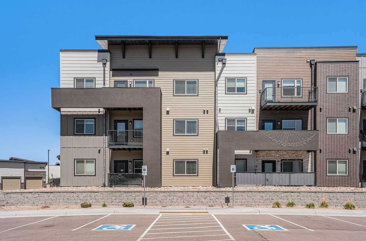 Marq at Monument Ridge - Photo 3 of 50