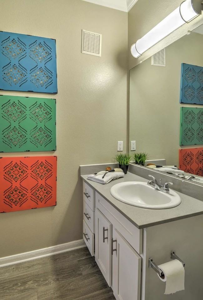 Western Center Blvd & Lou Menk Dr #431 - Photo 5 of 13