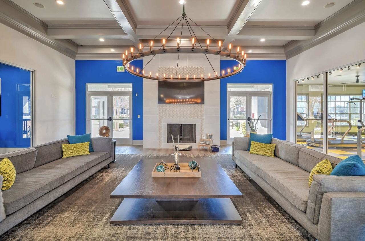 Western Center Blvd & Lou Menk Dr #431 - Photo 6 of 13