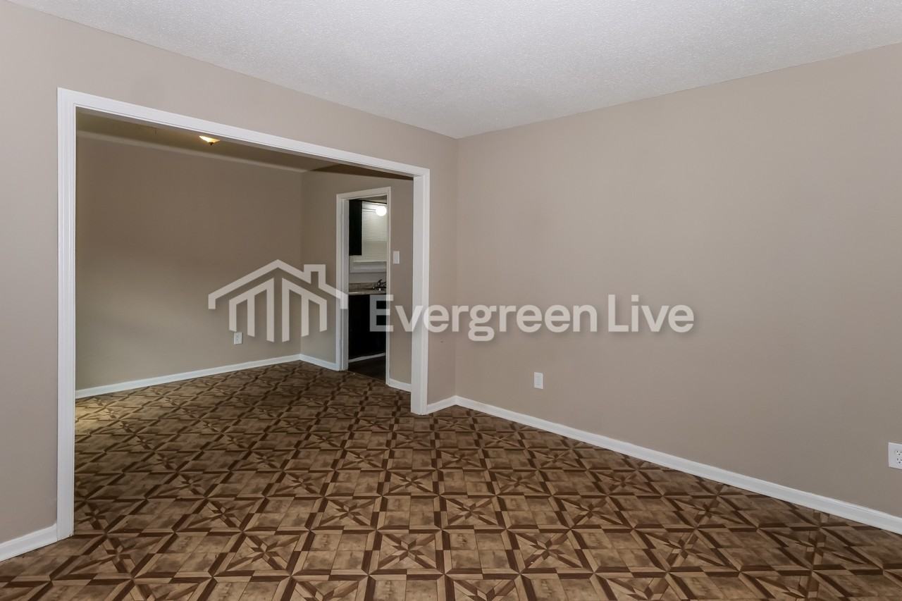 4998 Penwood Cv - Photo 7 of 15