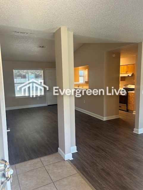 50 Assana Ct - Photo 3 of 21